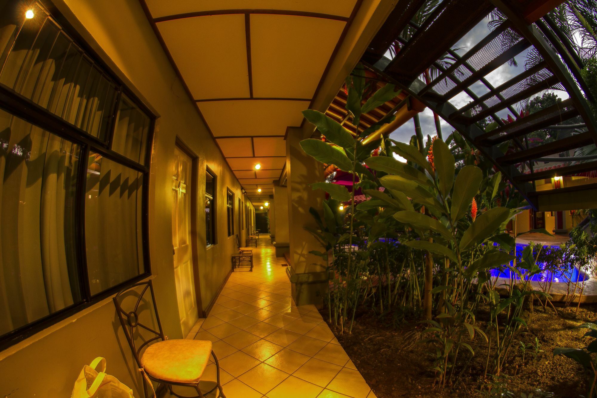 Hotel Iguana Verde Orotina Exteriör bild
